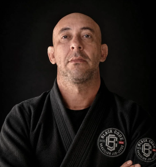 Cleber Roberto Campos — Faixa Preta | Federação de Jiu-Jitsu