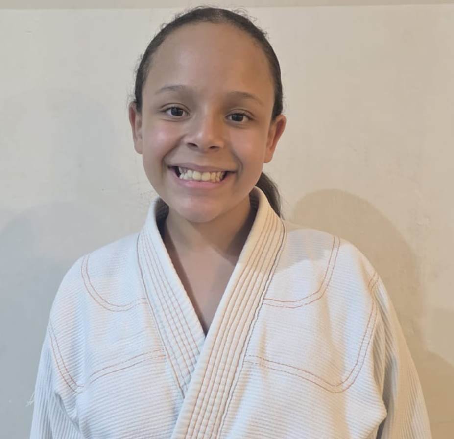 Elisa Olimpio Moreira — Faixa Faixa Branca | Federação de Jiu-Jitsu
