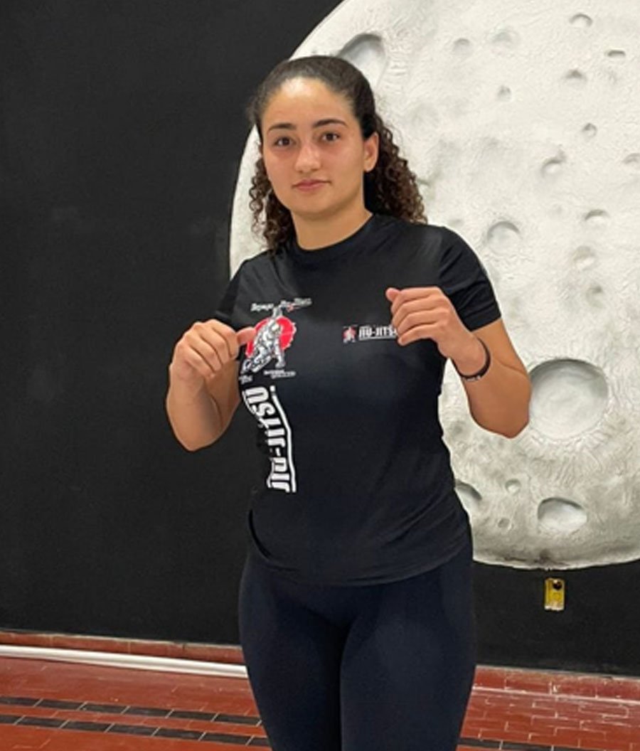 Daiana Verdan Alixame — Faixa Branca | Federação de Jiu-Jitsu