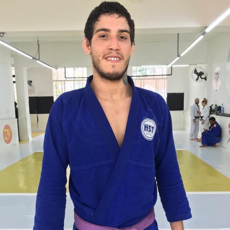 CAIQUE MATEUS TRINDADE DE MELO