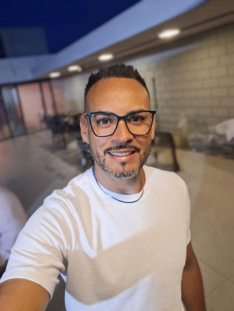 ADRIANO RODRIGUES DOS REIS