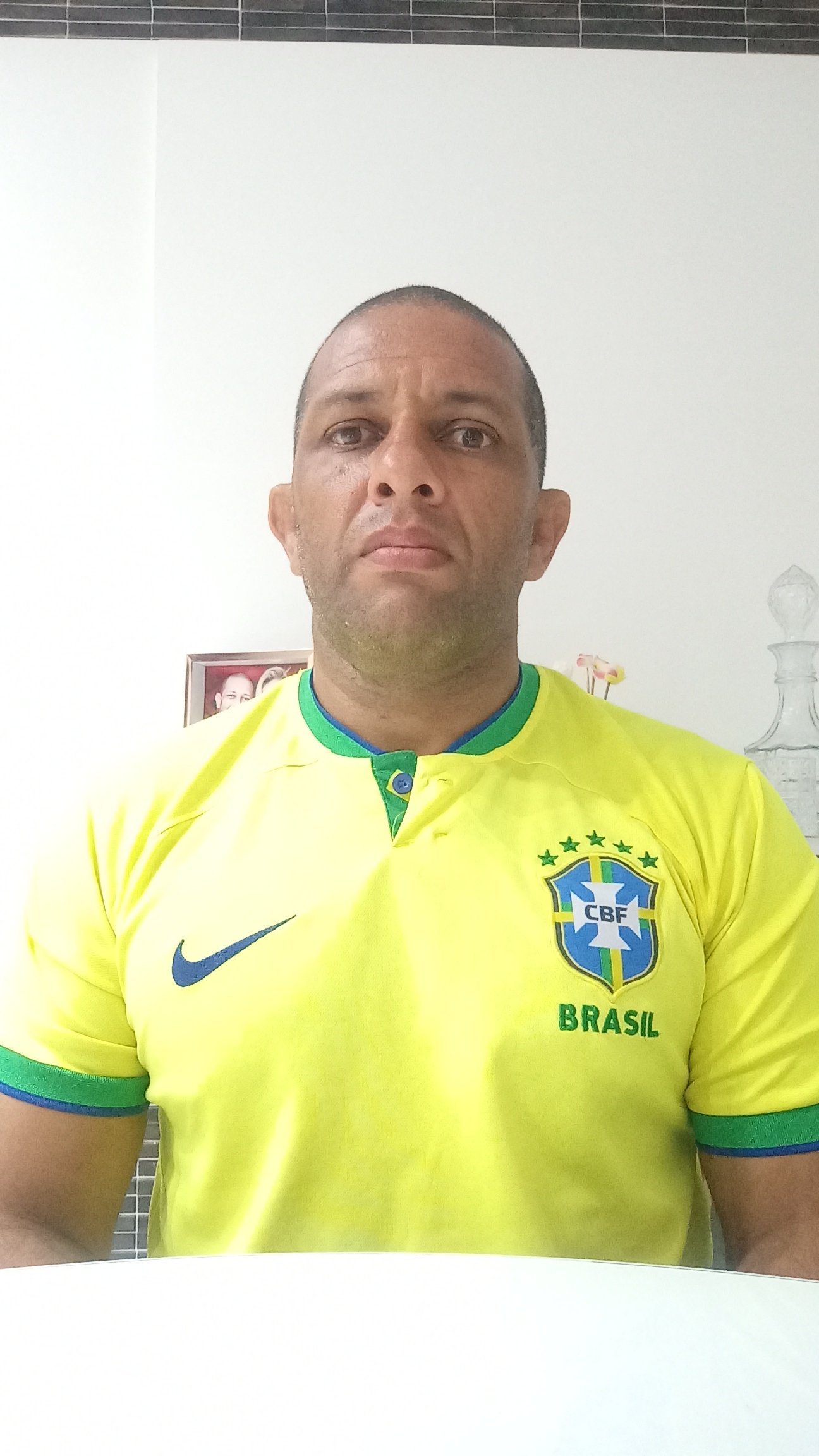MARIO GUILHERME SANTOS DE ALMEIDA