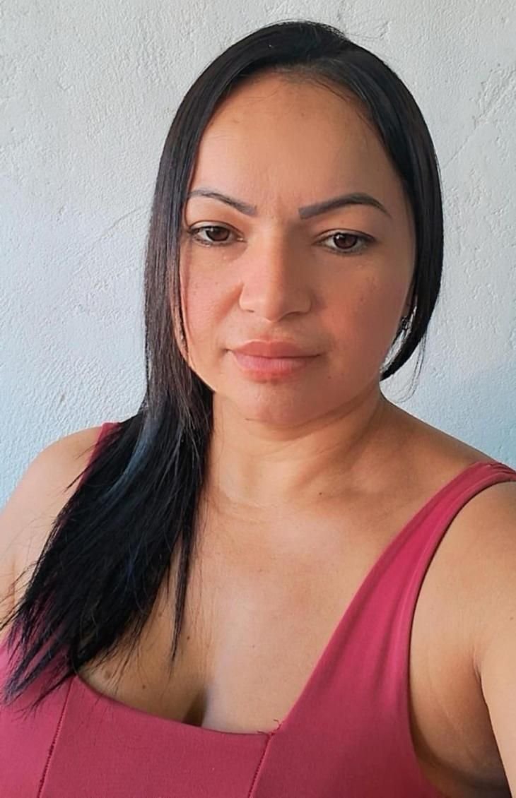 FRANCISCA ADRIANA FERNANDES DA SILVA