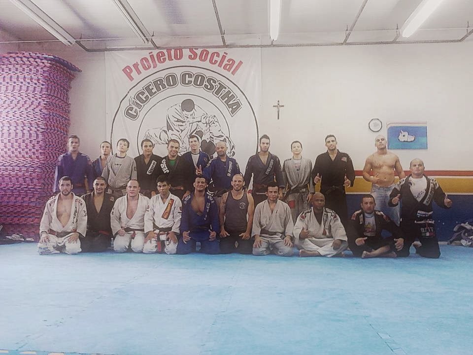 Cicero Costha Internacional — foto 4
