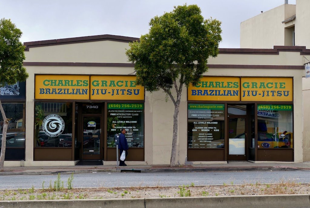 Charles Gracie Jiu-Jitsu Academy - Daly City — academia de Jiu-Jitsu