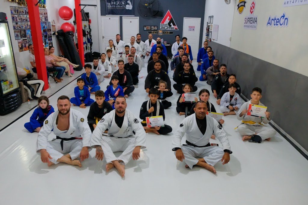 CT Open Artes Marciais/Adriano Antunes — academia de Jiu-Jitsu