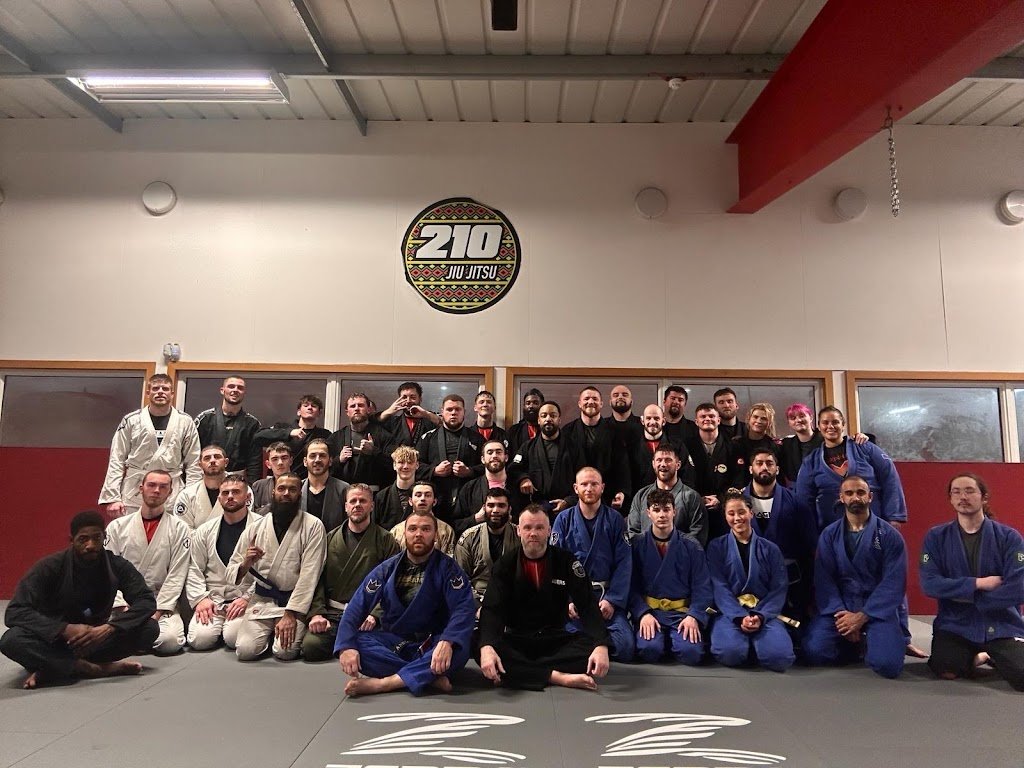 210 Jiu-Jitsu — academia de Jiu-Jitsu