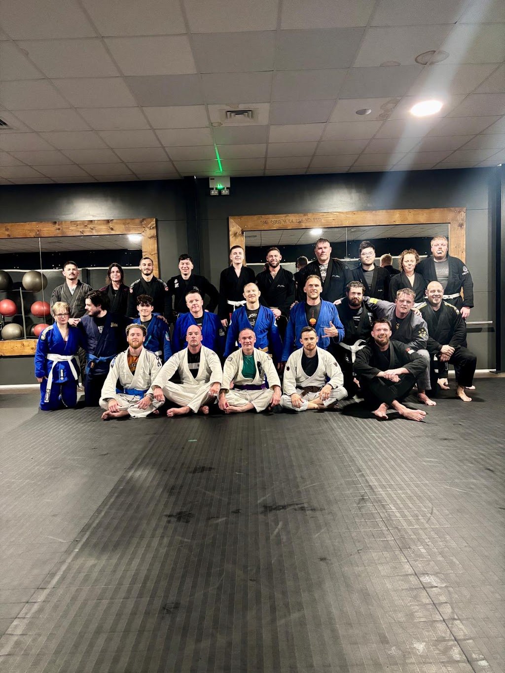 AOW JIU-JITSU — academia de Jiu-Jitsu