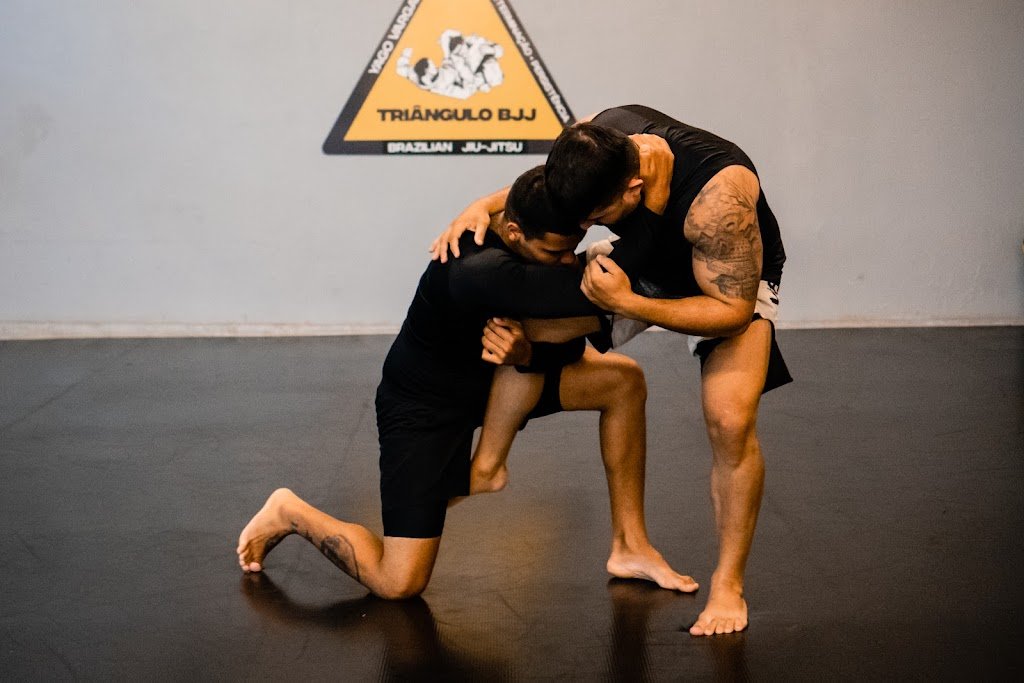 TRIÂNGULO BROTHERS — foto 2