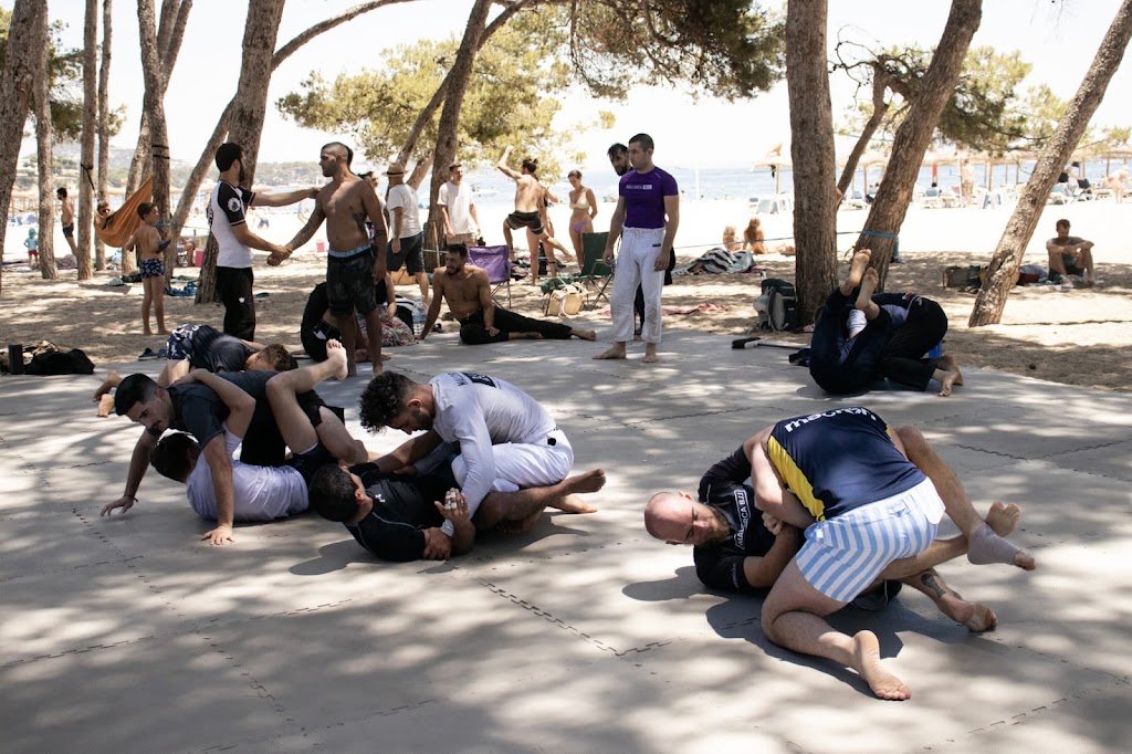 Mallorca BJJ - EL TORO — academia de Jiu-Jitsu