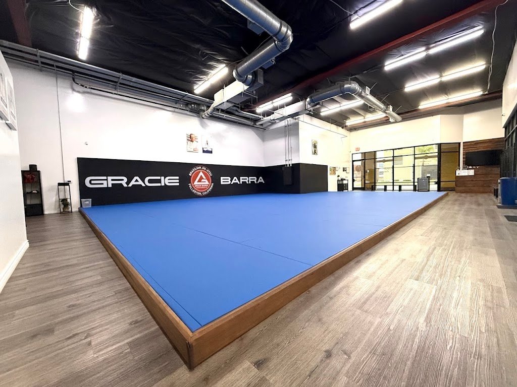Gracie Barra Fullerton — academia de Jiu-Jitsu