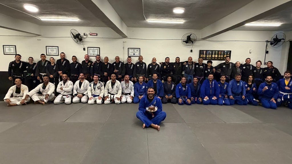 LR Extreme — academia de Jiu-Jitsu