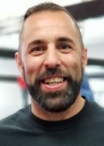 Atleta John Flores Cobra Kai Martial Arts USA  