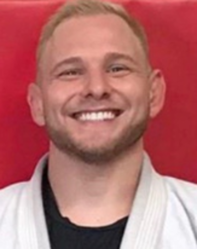 Trent Lutz Dethrone Mixed Martial Arts USA   — faixa Branca de Jiu-Jitsu