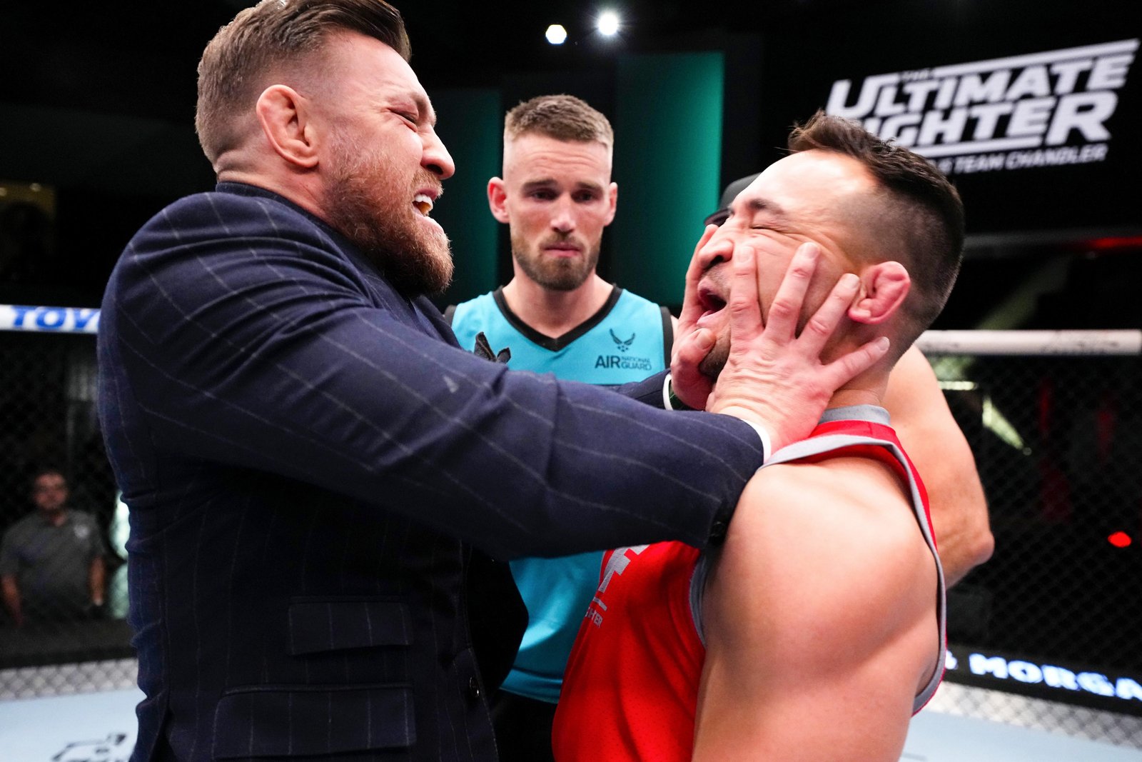 Max Holloway manda recado a Michael Chandler após 'roubar' a luta de Conor McGregor no UFC 329: 'Continue tendo esperança!' — Federação de Jiu-Jitsu