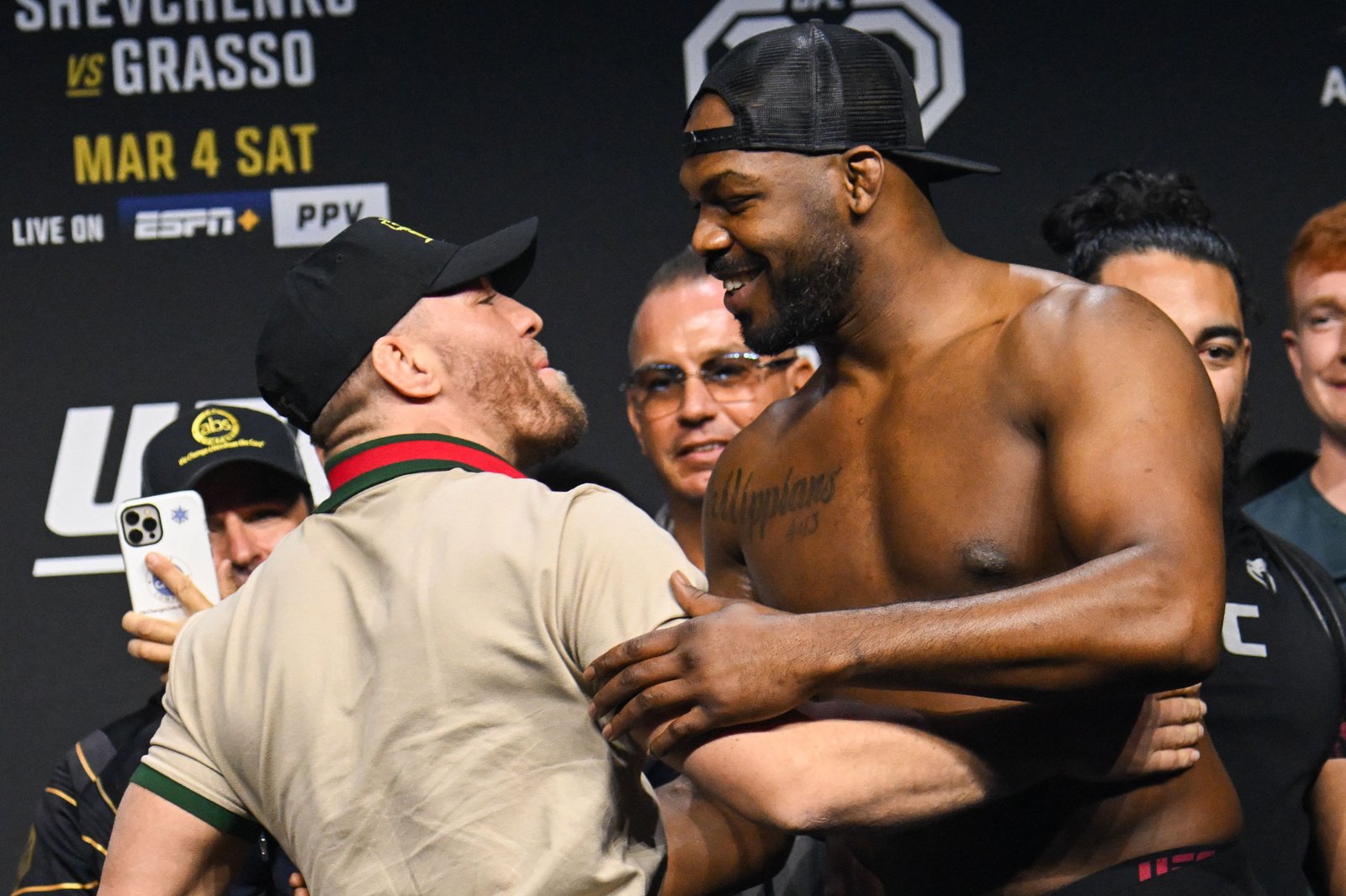 Jon Jones celebra retorno de Conor McGregor no UFC 329: diz ter orgulho dele — Federação de Jiu-Jitsu