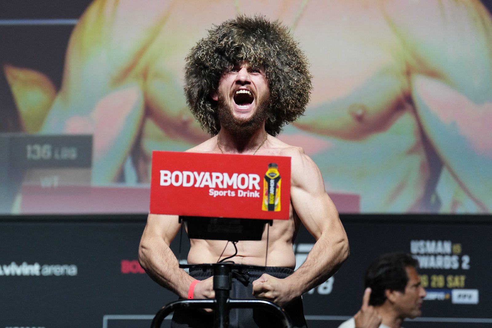 Destaques! Merab Dvalishvili conquista vitória milagrosa sobre Henry Cejudo | RAF Georgia — Federação de Jiu-Jitsu