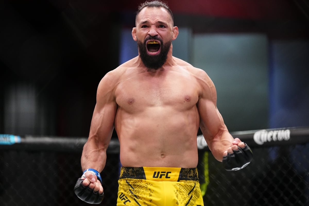 Entenda como o modo showman pode garantir a continuidade de Michel Pereira no UFC — Federação de Jiu-Jitsu