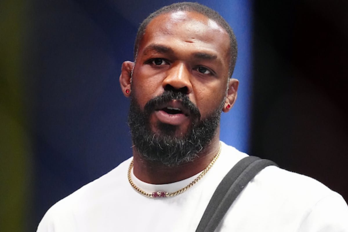 Fim da polêmica? Jon Jones nega provocação e reforça respeito por Alex Poatan — Federação de Jiu-Jitsu