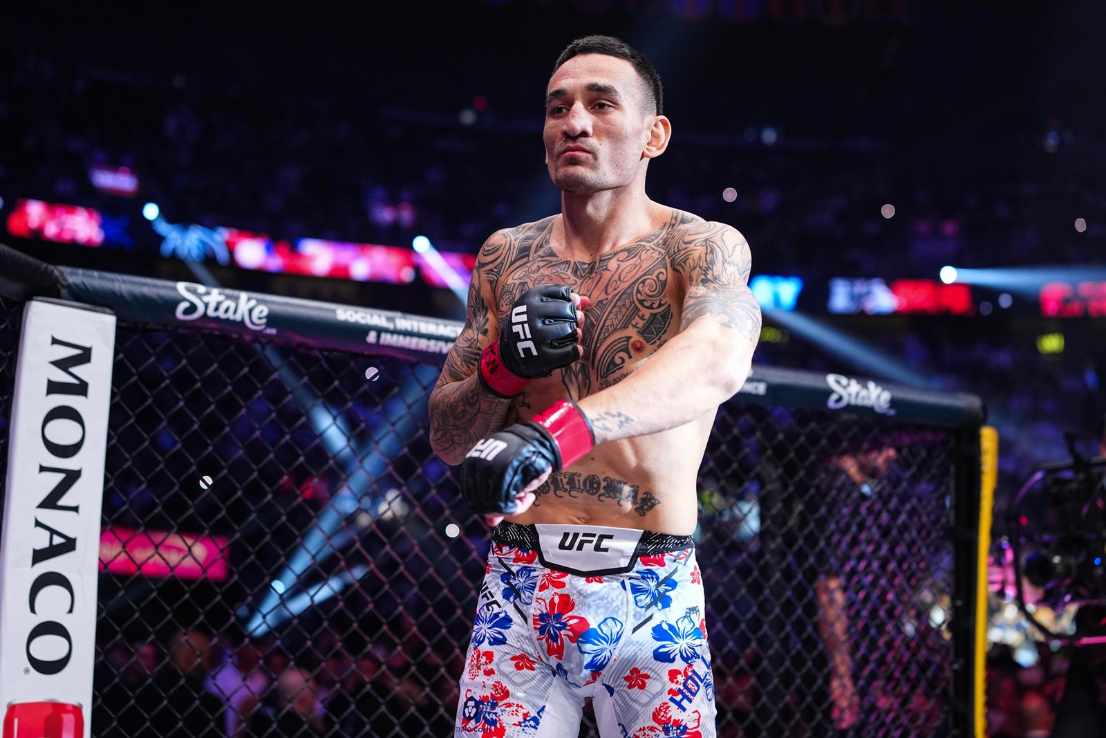 Max Holloway quer vencer Conor McGregor de forma competitiva no UFC 329 'para que a gente possa fazer a revanche no fim do ano' — Federação de Jiu-Jitsu