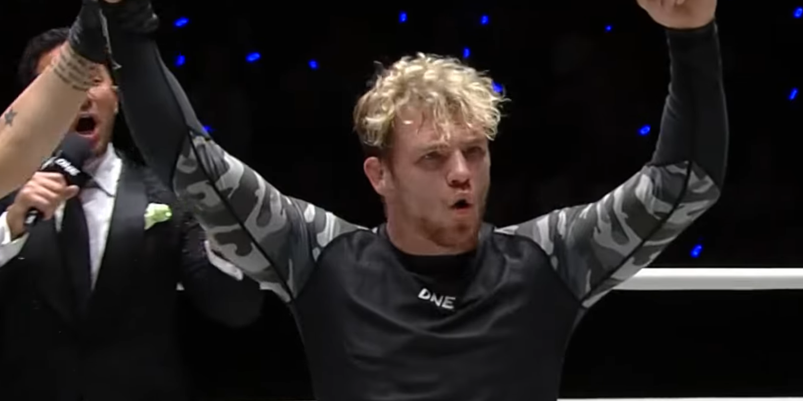 Owen Jones Conquista Vitória Surpresa Sobre Fabricio Andrey no ONE Fight Night 44 — Federação de Jiu-Jitsu
