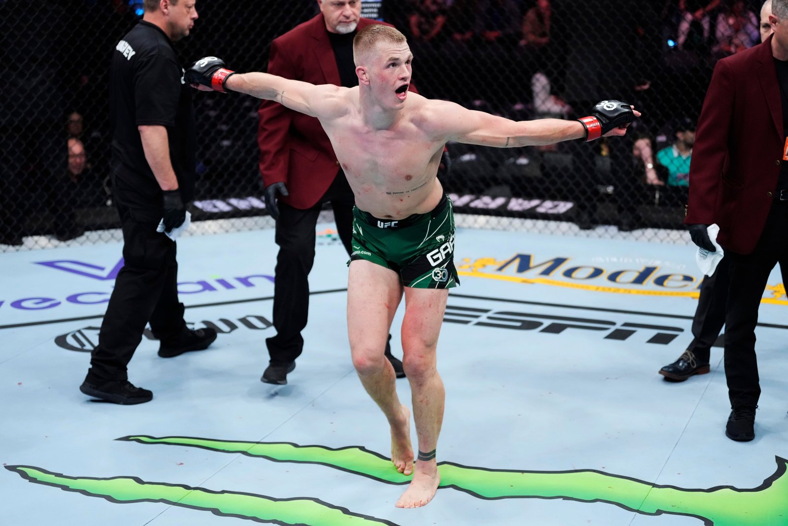 'Equivocado', Ian Garry se prepara para uma 'noite muito ruim' no UFC 330 com previsões arrogantes contra Islam — Federação de Jiu-Jitsu