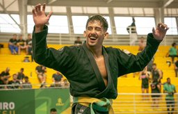 Gabriel Galvão Se Prepara para Seu Maior Teste em The Crown — Federação de Jiu-Jitsu