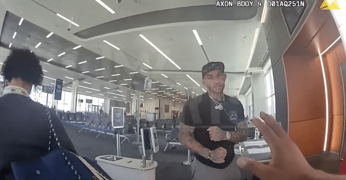 Embriagado e transtornado, Dustin Poirier ameaça brigar com policiais em cena perturbadora em aeroporto — 'Vai me dar choque?' — Federação de Jiu-Jitsu