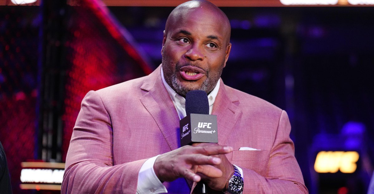 Daniel Cormier explica por que cada vez menos lutadores de wrestling americanos estão migrando para o MMA — Federação de Jiu-Jitsu