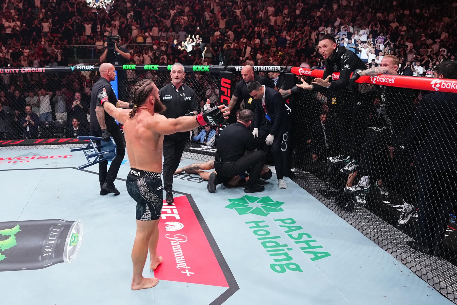 Resultados do UFC Baku: Os maiores vencedores e perdedores do evento de ontem | Fiziev vs. Torres — Federação de Jiu-Jitsu