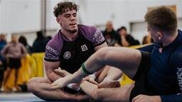 Grandes Prospects da Faixa Roxa Coroados no Mundial de No-Gi 2025 — Federação de Jiu-Jitsu