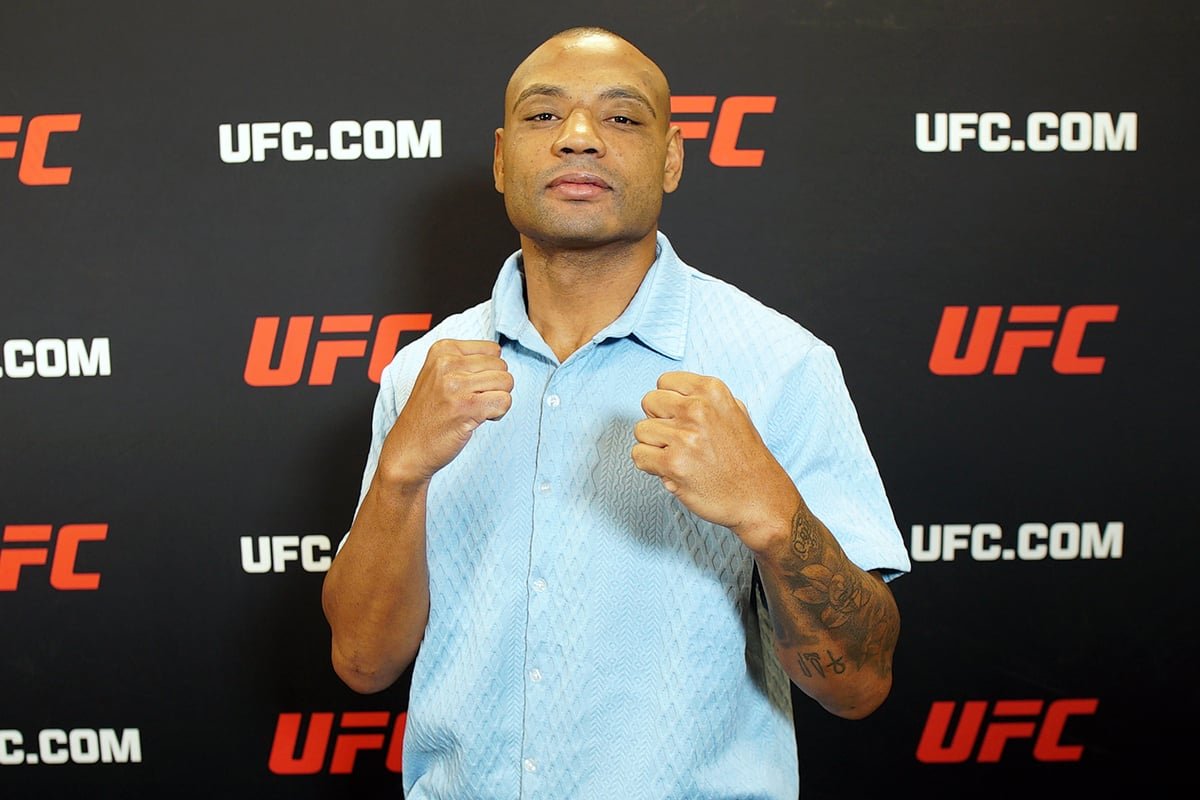 UFC 329: César Almeida revela estratégia para roubar a cena em retorno de McGregor — Federação de Jiu-Jitsu
