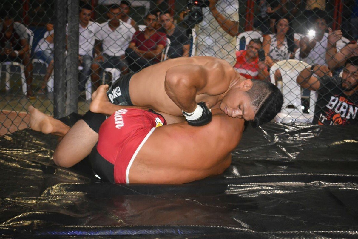 Marcelo Silva derrota Bruno Lins na luta principal da 5ª edição do TK Combat — Federação de Jiu-Jitsu