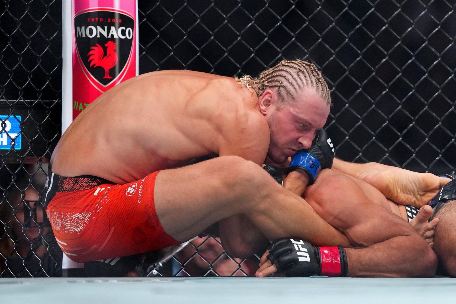 UFC 329 video: Paddy Pimblett puts Benoit Saint Denis to sleep with D’arce choke in just 52 seconds — Federação de Jiu-Jitsu
