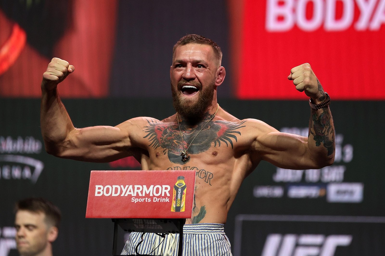 Vídeo de weigh-ins iniciais UFC 329, resultados, atualizações de live stream | McGregor vs. Holloway 2 — Federação de Jiu-Jitsu
