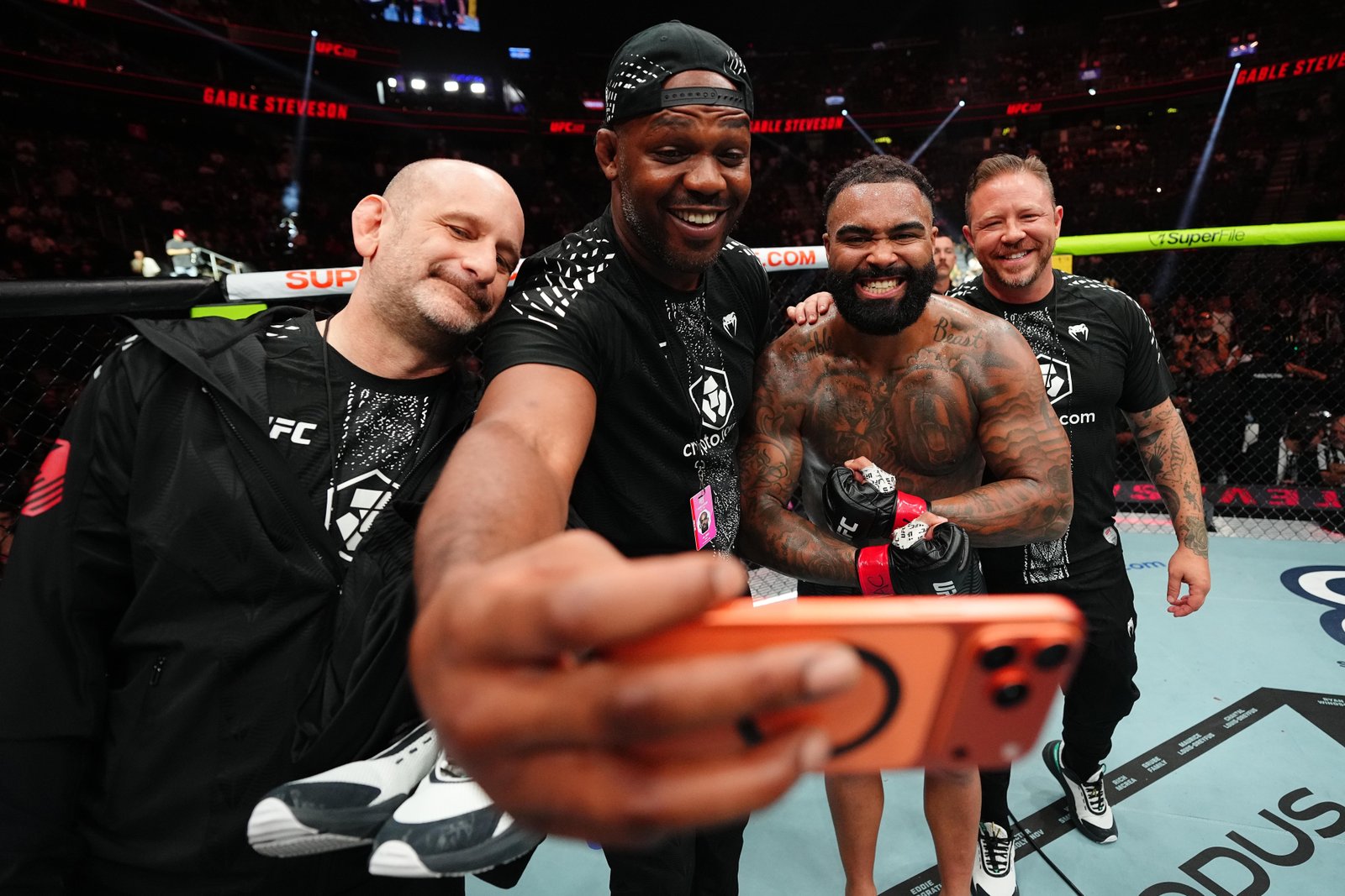 Jon Jones está aposentado? 'Bones' confirma que ainda está no programa de testes de drogas da UFC: 'Mantenho a porta aberta' — Federação de Jiu-Jitsu