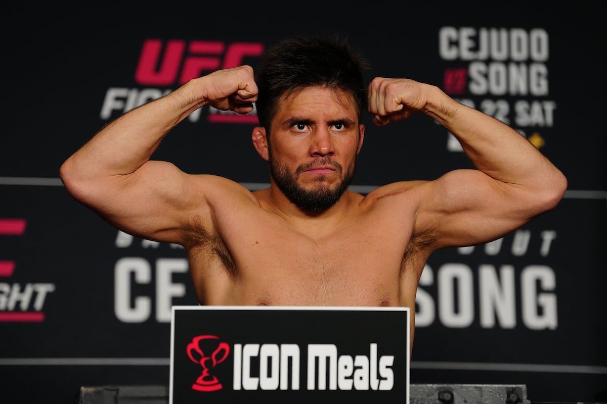 Cejudo critica árbitros do UFC e aponta prejuízo financeiro a lutadores brasileiros — Federação de Jiu-Jitsu