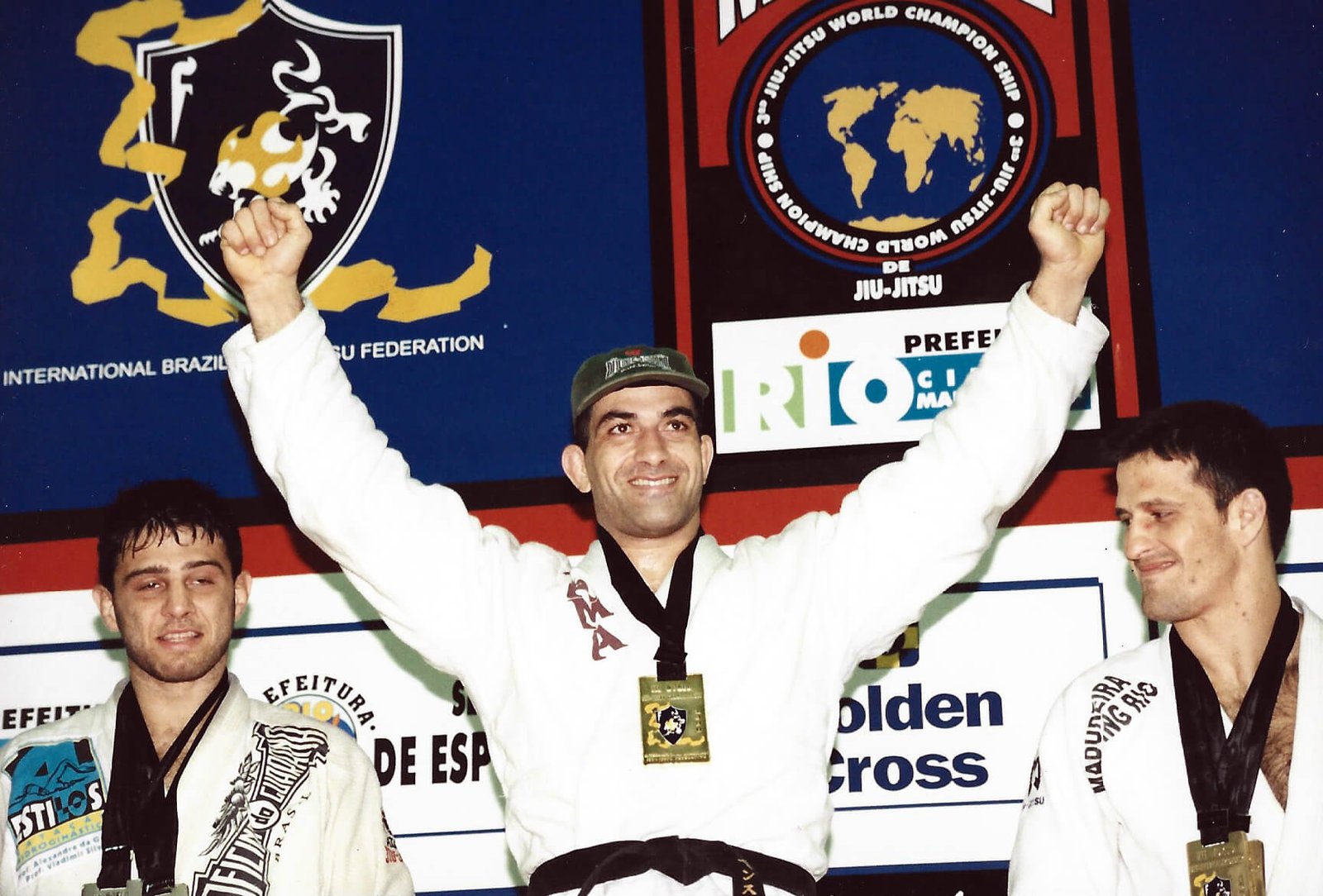 Zé Mário Sperry recebe faixa coral e celebra legado que ajudou a moldar o jiu-jítsu e o MMA brasileiro — Federação de Jiu-Jitsu