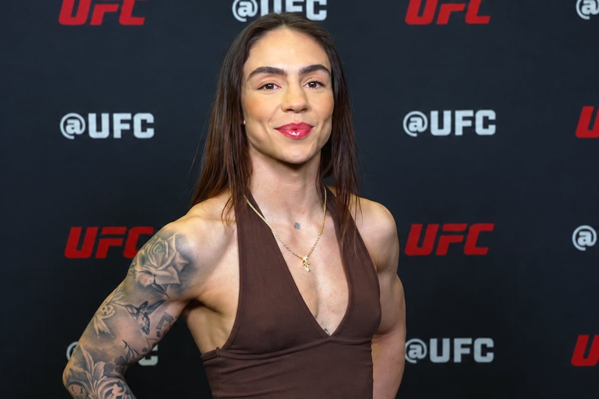 Confiante, Nicolle Caliari aponta falhas no jogo de Iasmin Lucindo: “Muitas brechas” — Federação de Jiu-Jitsu, Brazilian Jiu-Jitsu Federation