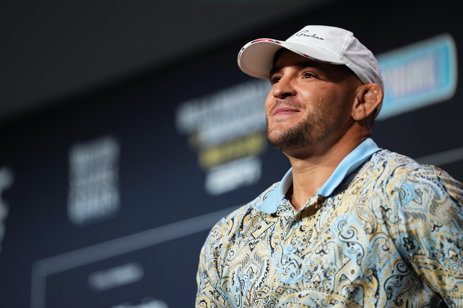Dustin Poirier revela cicatrizes cerebrais e mudanças de comportamento que motivaram sua aposentadoria do UFC — Federação de Jiu-Jitsu