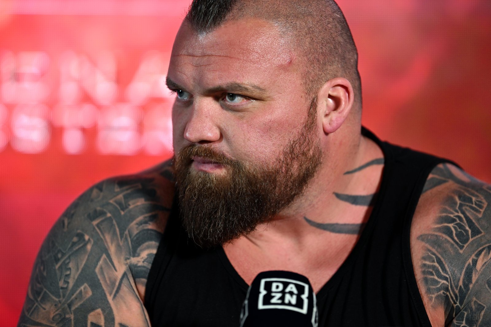Eddie Hall chama fãs do boxe de piores do planeta e mira cinturão no MMA — Federação de Jiu-Jitsu