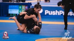 Lillian Marchand Abraça o Momento como Nova Faixa-Preta — Federação de Jiu-Jitsu