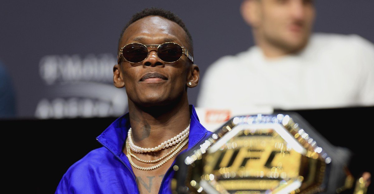 Israel Adesanya admite que o 'ego' o impede de se aposentar do UFC — 'Eu sei do que ainda sou capaz' — Federação de Jiu-Jitsu