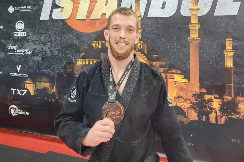 Francis Quinn: o canadense que cruzou continentes em busca da evolução no Jiu-Jitsu — Federação de Jiu-Jitsu, Brazilian Jiu-Jitsu Federation