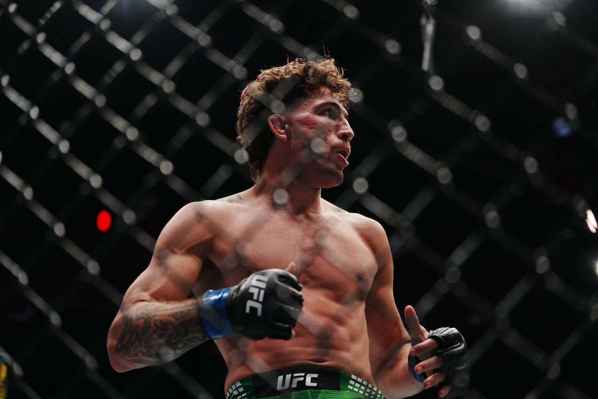 Salkilld pede duelo contra Benoit Saint Denis após emplacar sexta vitória seguida no UFC — Federação de Jiu-Jitsu