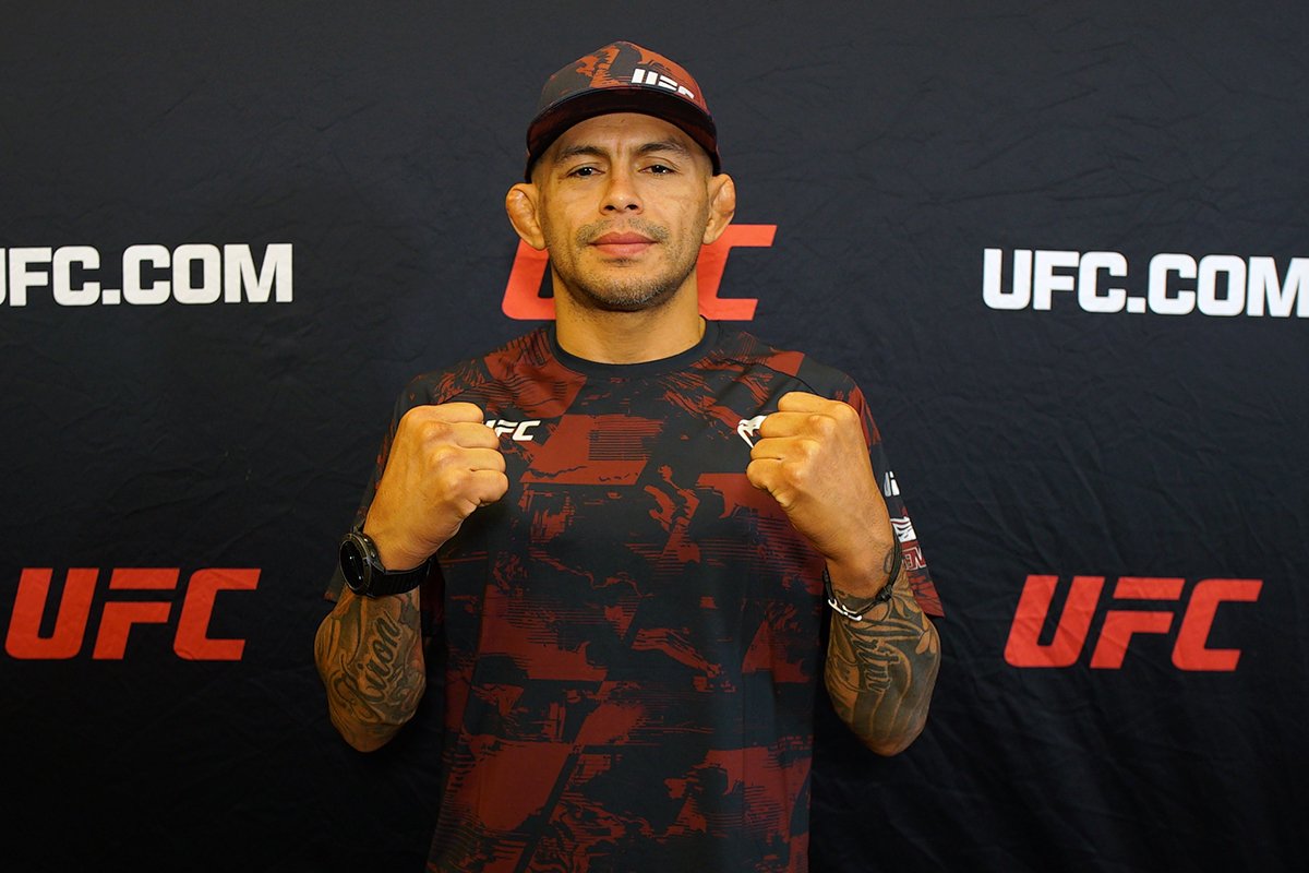 Sobrevivência! Diego Ferreira batalha por futuro na liga em confronto de veteranos no UFC Vegas 120 — Federação de Jiu-Jitsu, Brazilian Jiu-Jitsu Federation