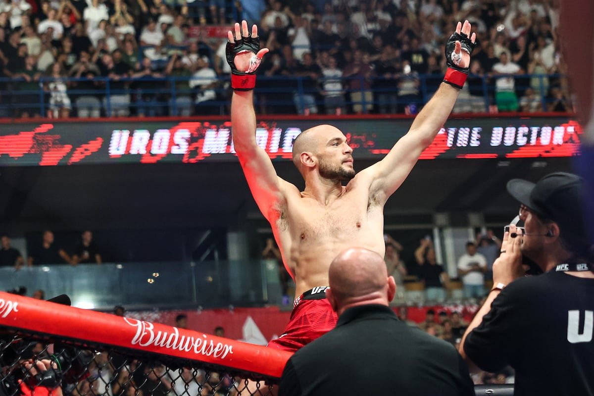Uros Medic aplica nocaute relâmpago sobre D-Rod e levanta a torcida no UFC Sérvia — Federação de Jiu-Jitsu, Brazilian Jiu-Jitsu Federation